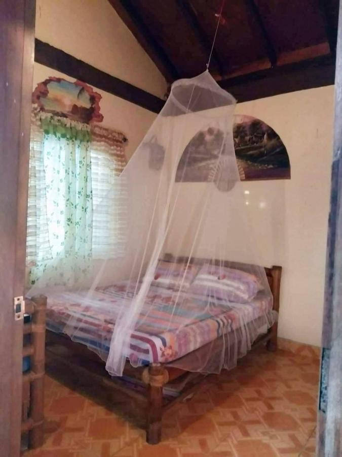 Prince Ludwig Beach Resort San Antonio  Ngoại thất bức ảnh